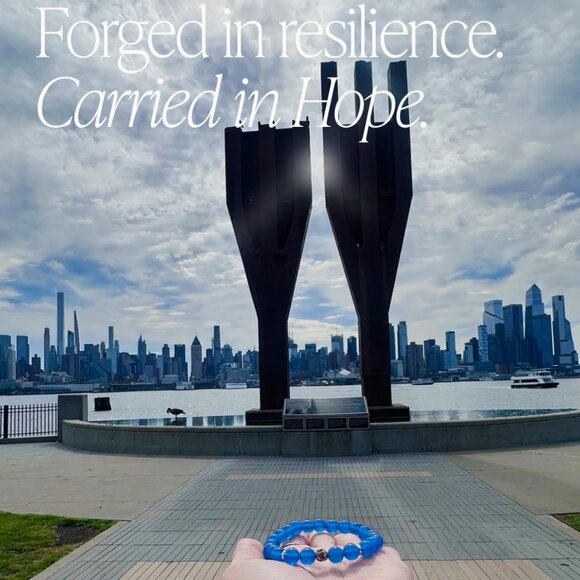 9/11 Serenity Sky Bracelet - Picture 1 of 4